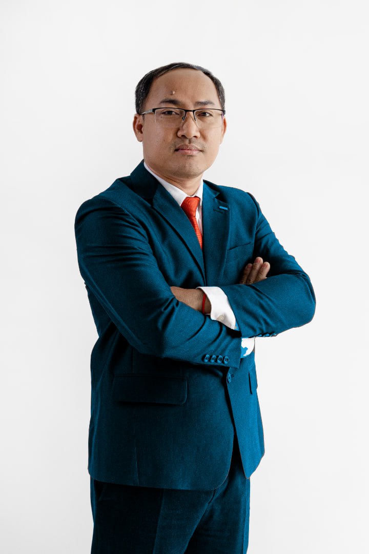 លោក ស៊ិន សុខនាង